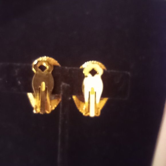 Beautiful gold tone clip-on earrings covered in crystals. By premier USA - Picture 6 of 7